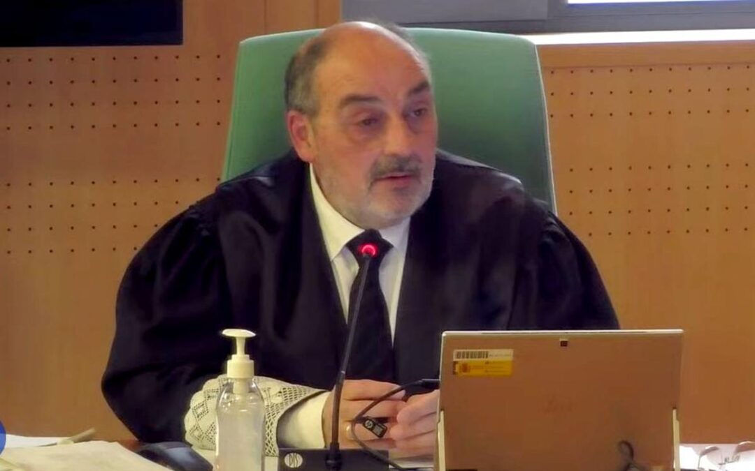 El fiscal retira la acusación de cinco vigilantes y mantiene el homicidio al resto