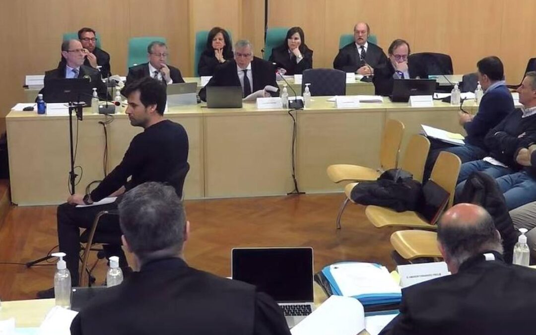 «La capa estaba en su sitio y el plano se corrigió para representar la realidad»